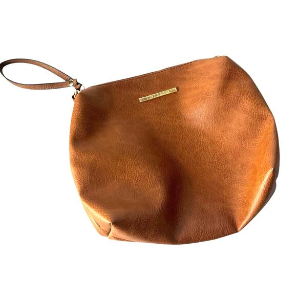 STEVE MADDEN Clutch Purse Wrist Strap Zipper Brown Vegan Leather Classic Minimal - Picture 1 of 12